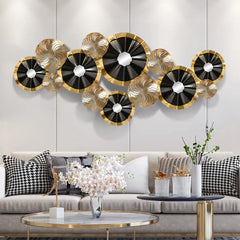 Cosmopolitan Black and Gold Metal Wall Art Cosmopolitan Black and Gold Metal Wall Art