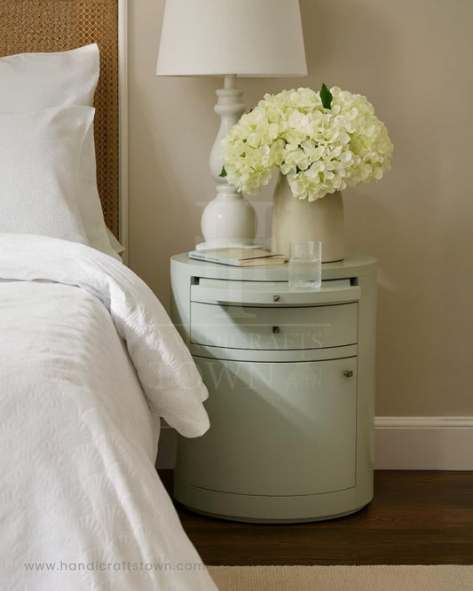Prestora Nightstand