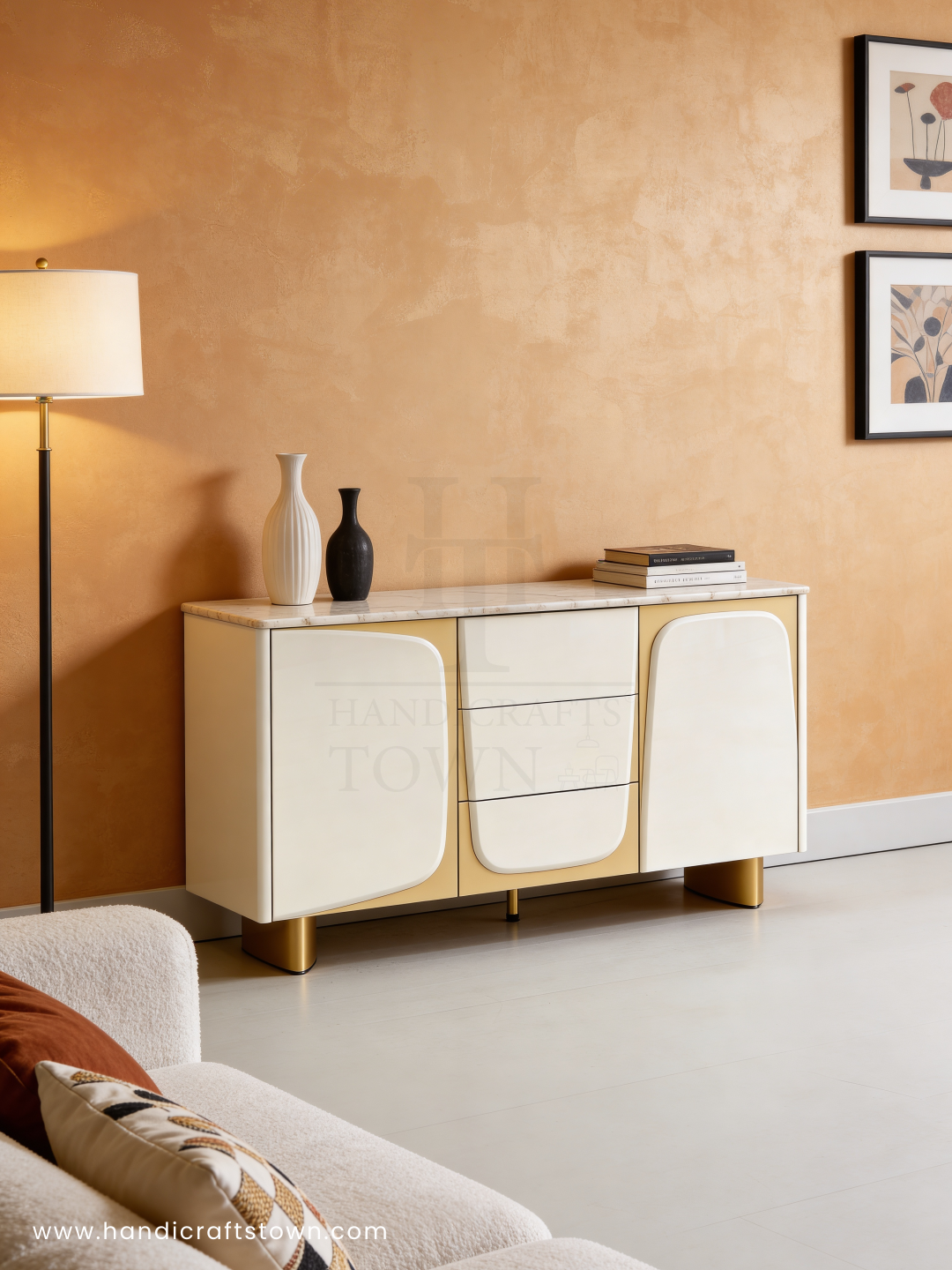 The Mod-Curve Credenza